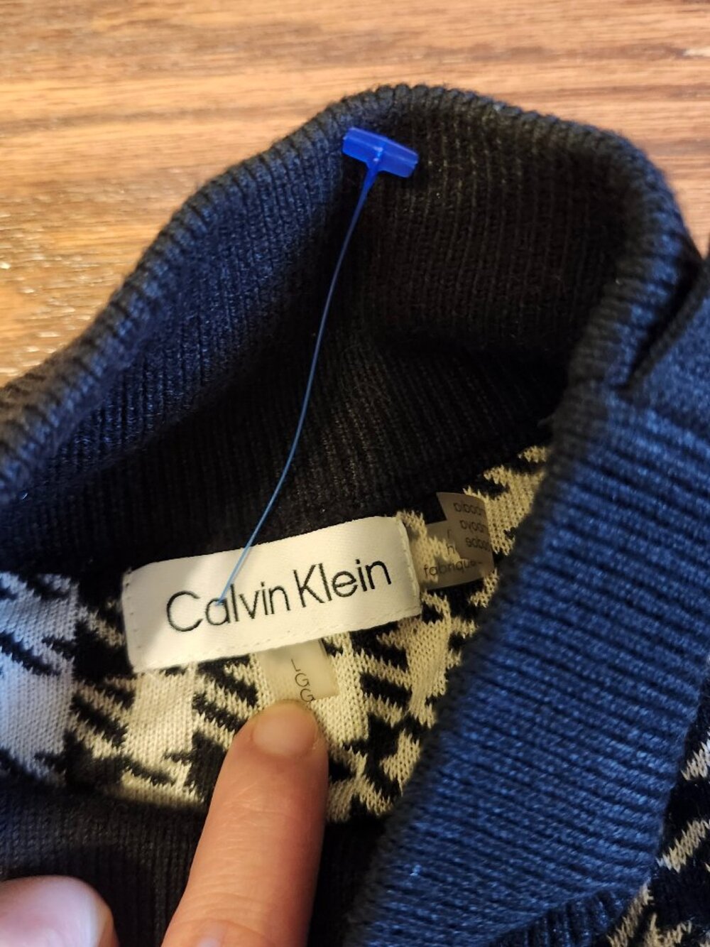 Calvin Klein CK Houndstooth Sweater Womens Large Black White Mock Neck Button - Picture 5 of 10